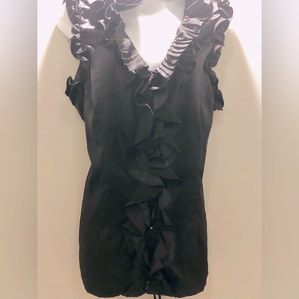 Black Ruffle Top - Picture 3 of 4